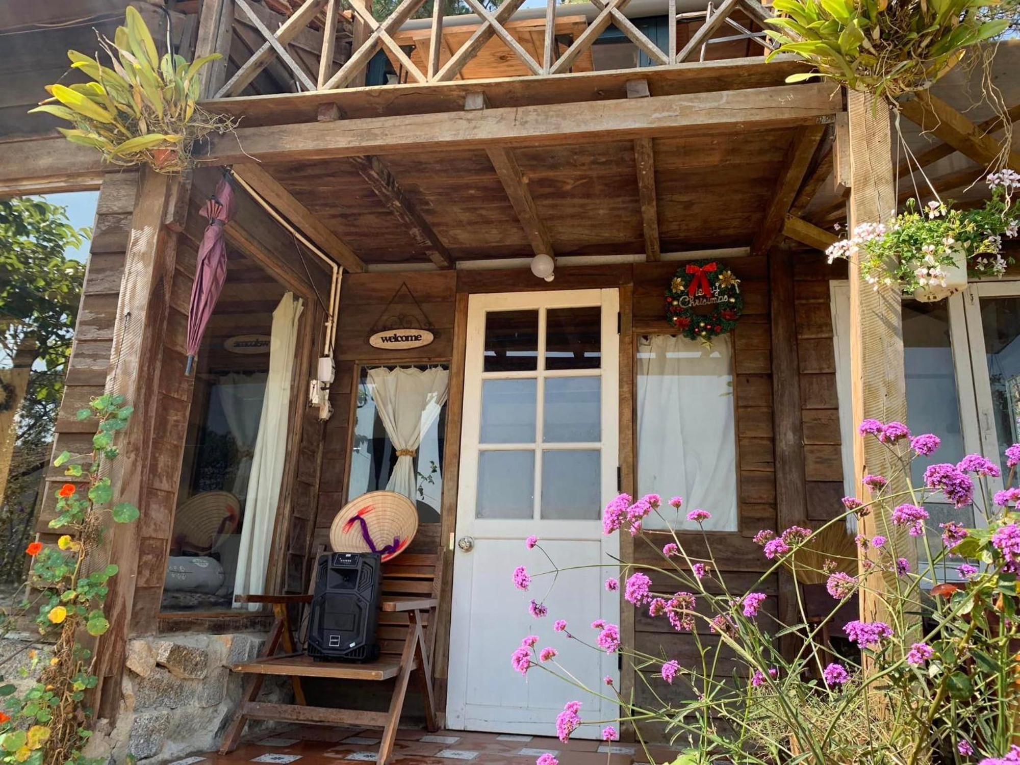 Romantic House On A Pine Hill Dalat Exterior photo
