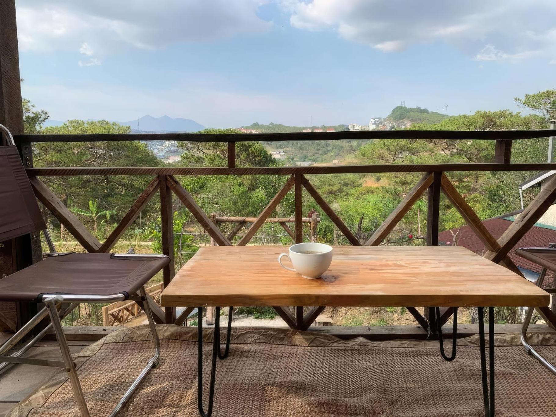 Romantic House On A Pine Hill Dalat Exterior photo
