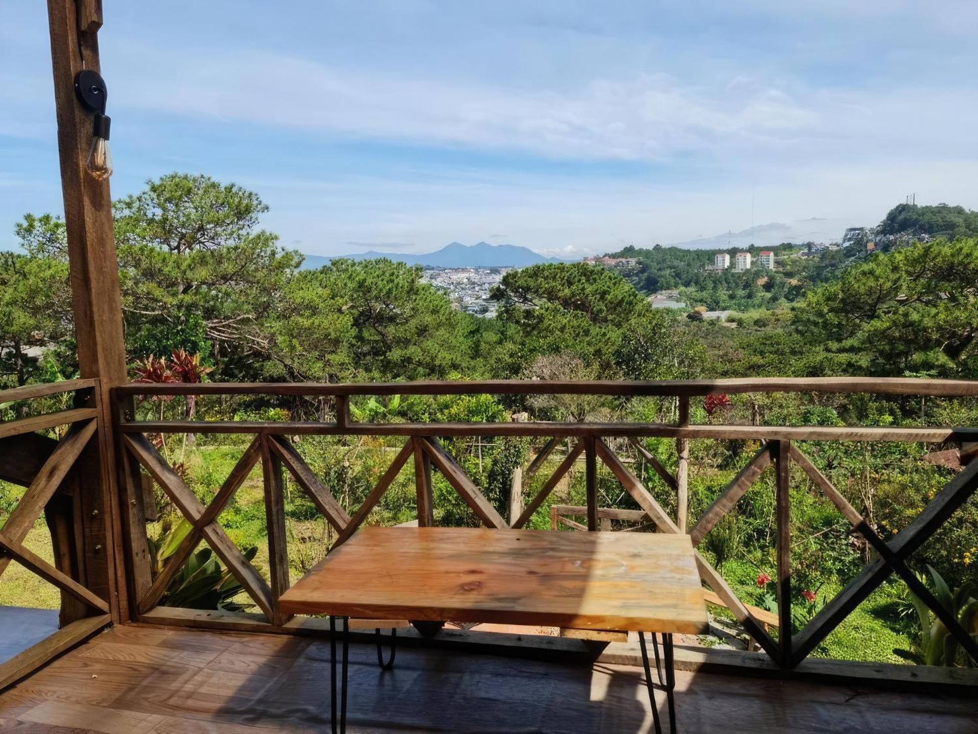 Romantic House On A Pine Hill Dalat Exterior photo