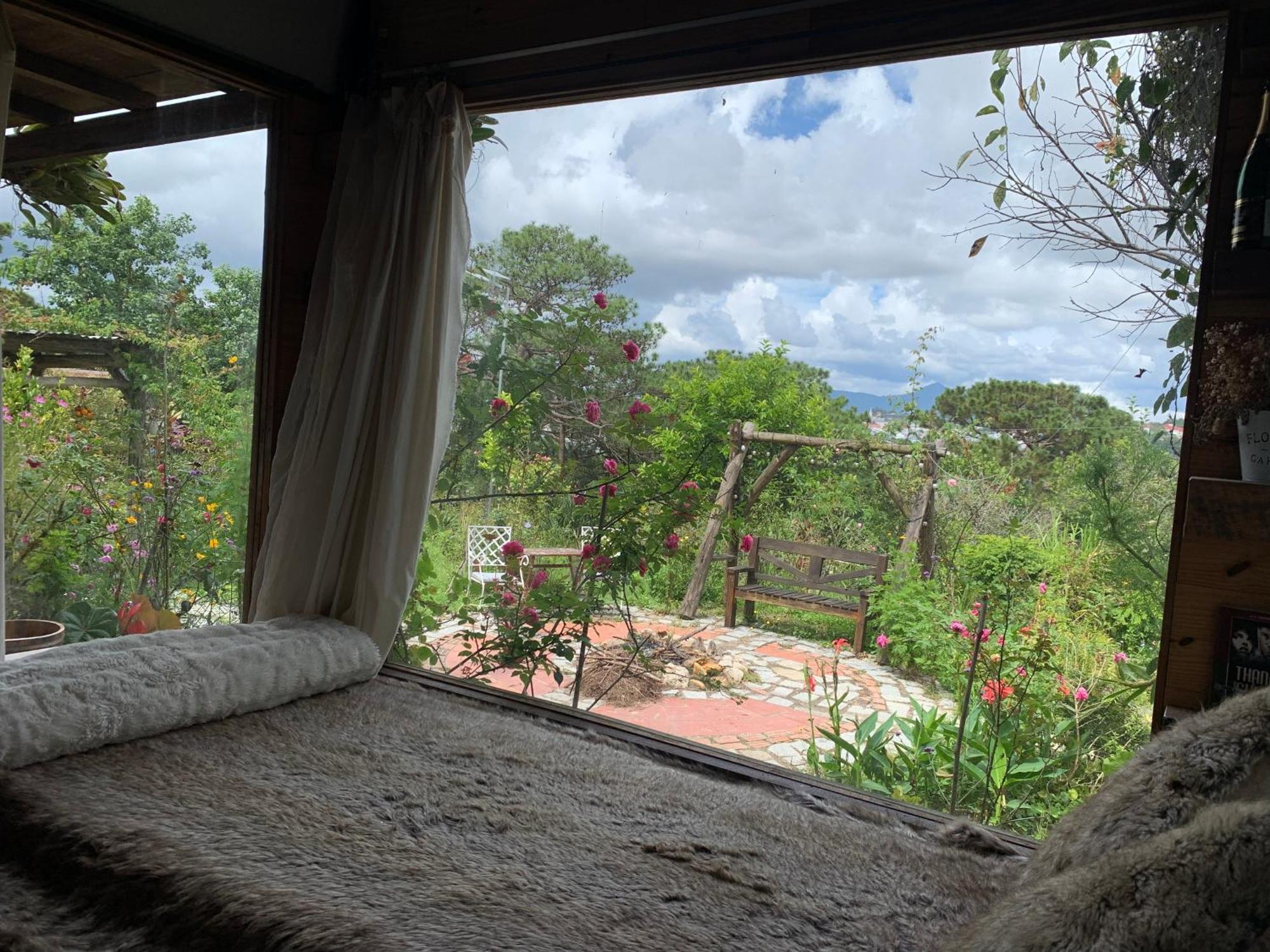 Romantic House On A Pine Hill Dalat Exterior photo